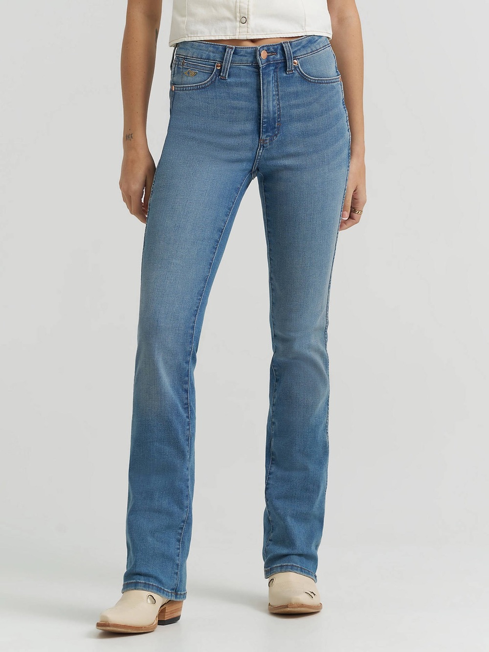 Wrangler Lainey Wilson Ladies Boot Hugger Blue Wash Denim Jeans 112368251 24x34